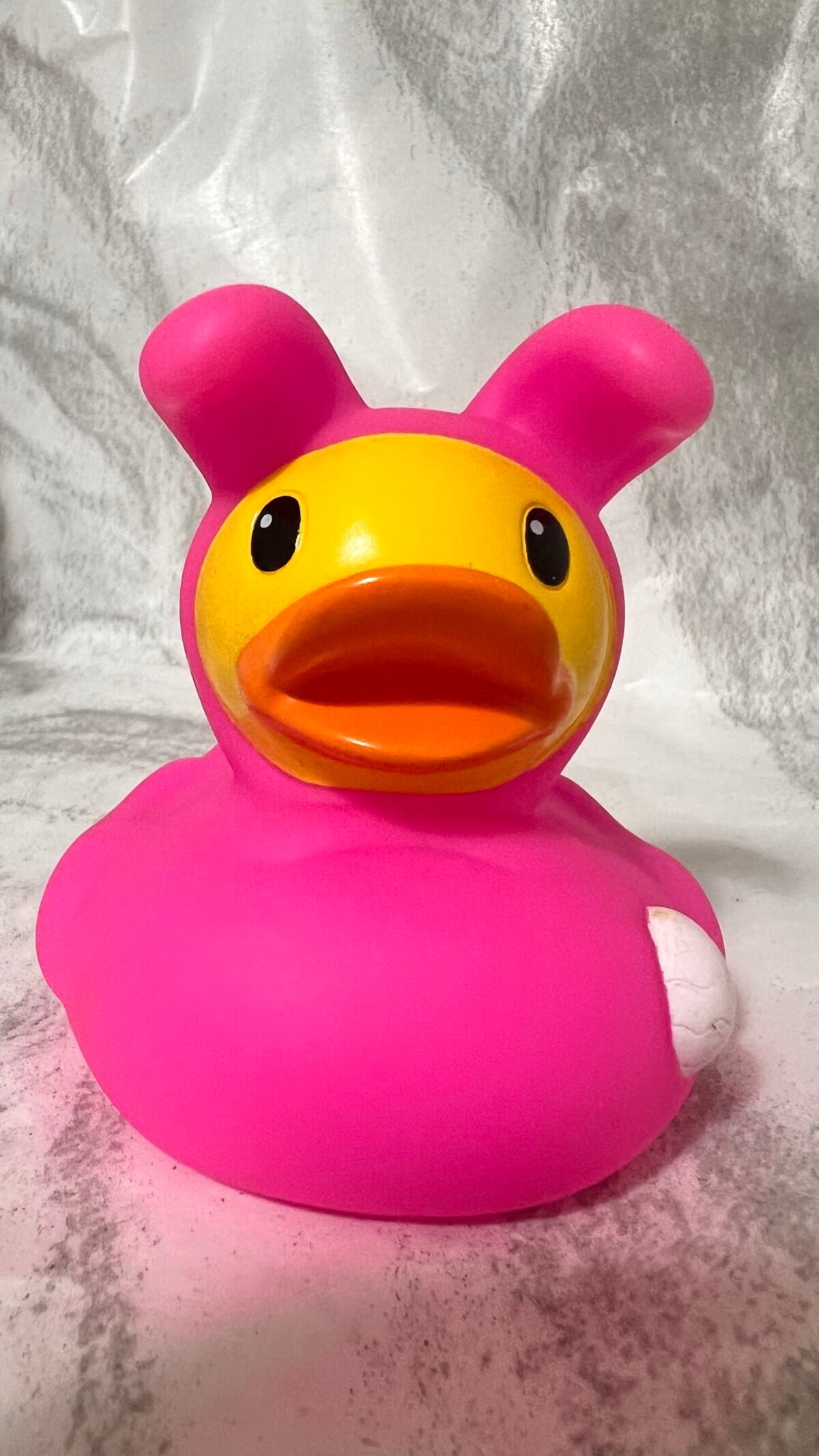 Pink bear duck - Image 1